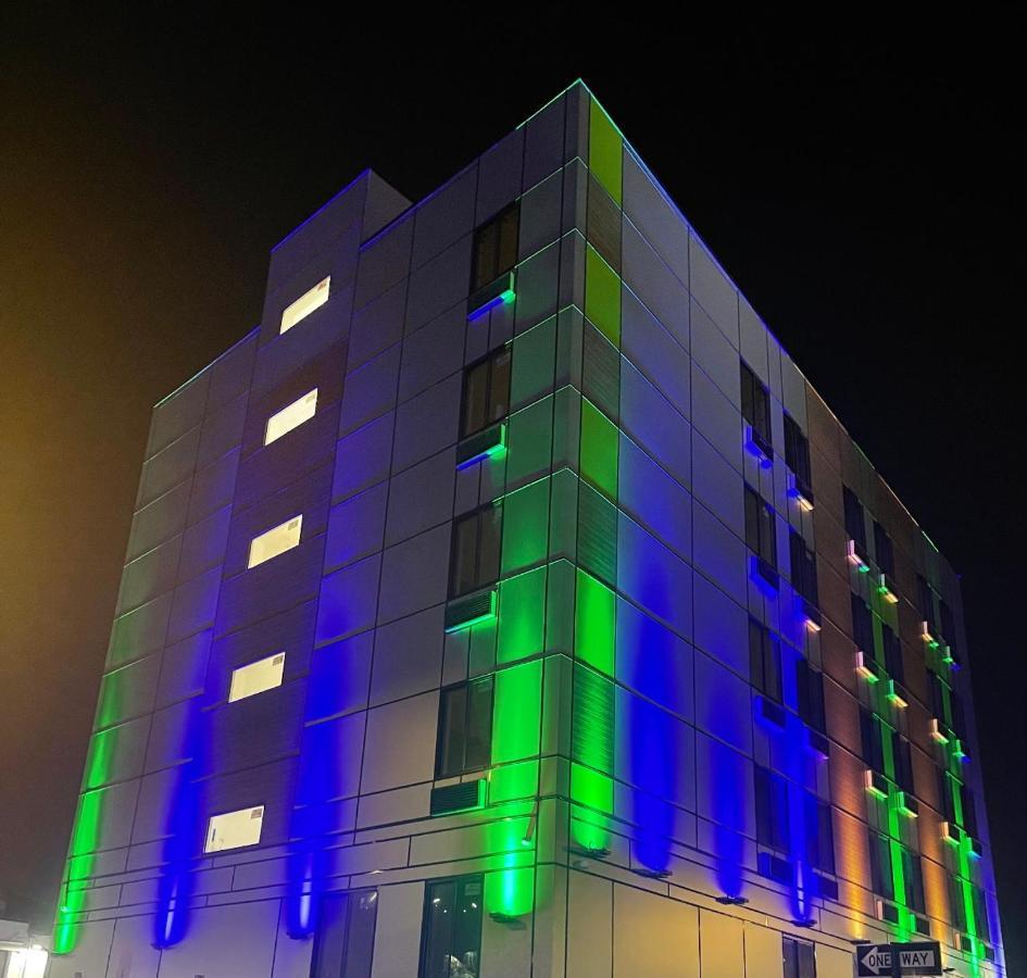Casa Blanca Hotel Brooklyn New York Exterior foto